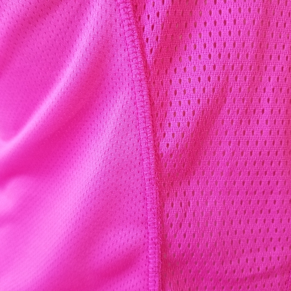 Danskin Now bright pink athletic top - Picture 7 of 8
